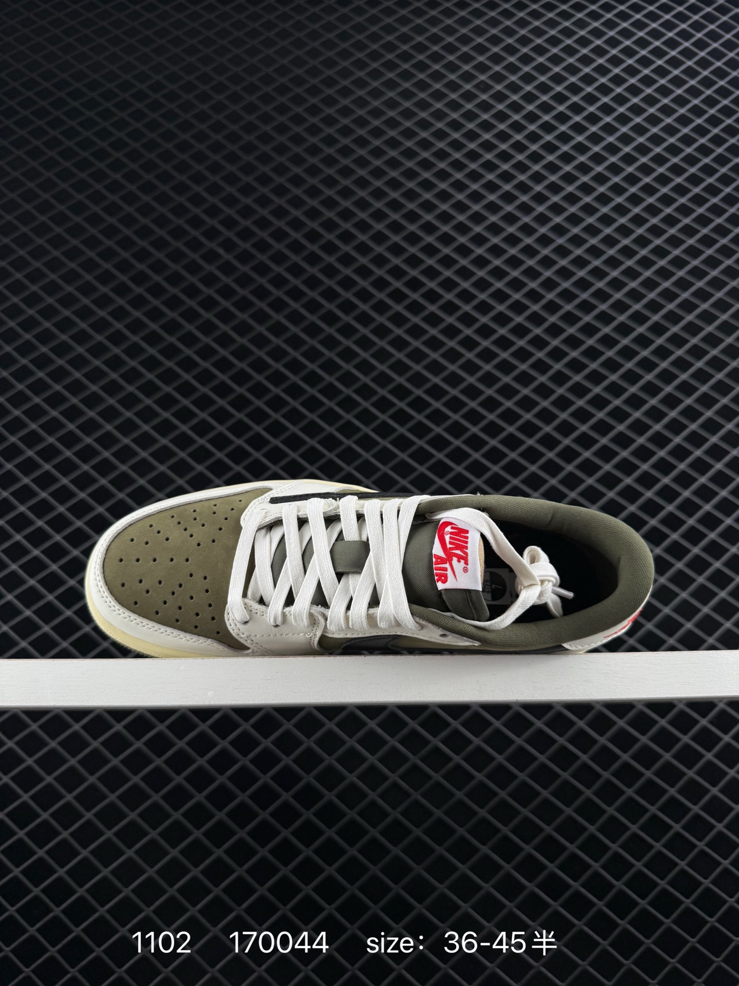 Travis Scott x Air Jordan 1 ” Reverse Mocha “